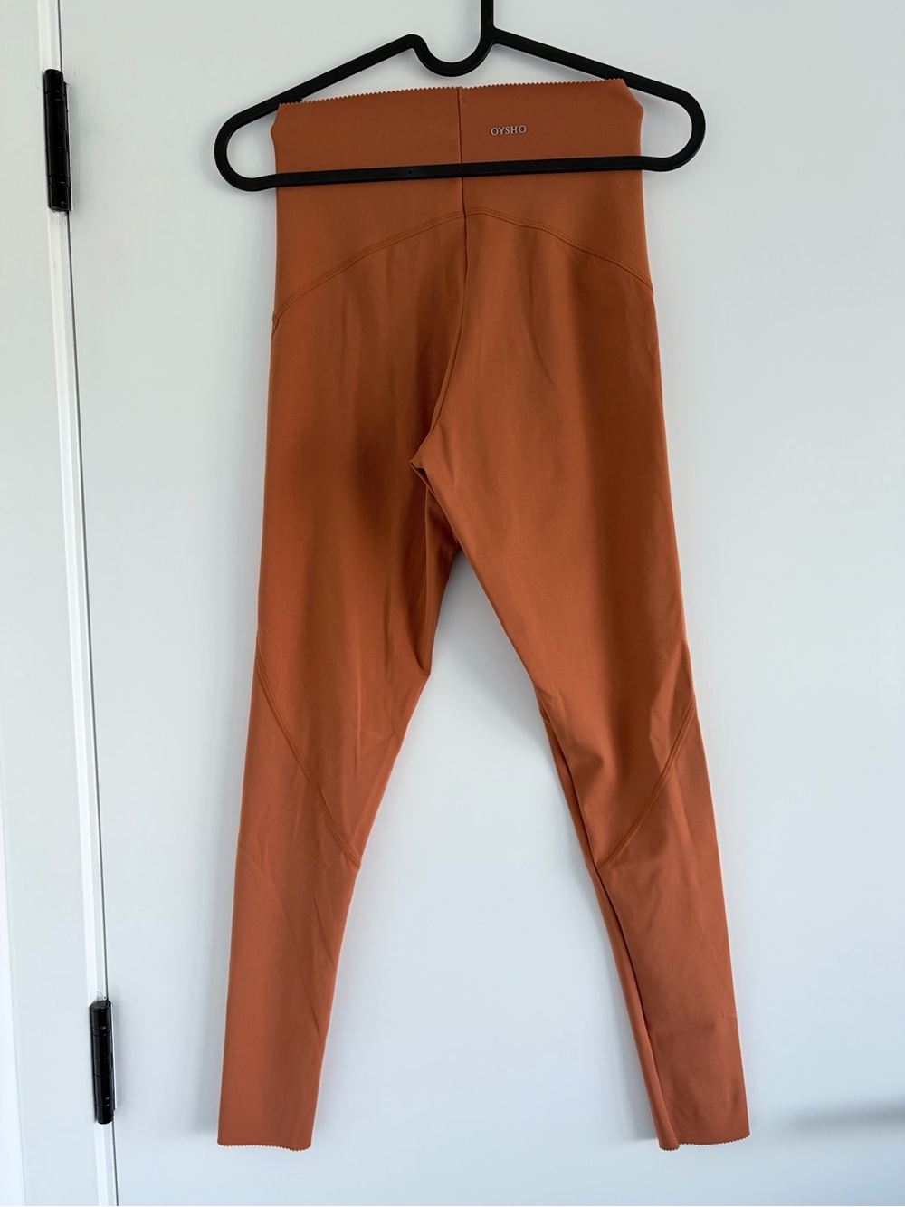 High-Rise Active Leggings in Rust Orange by Oysho